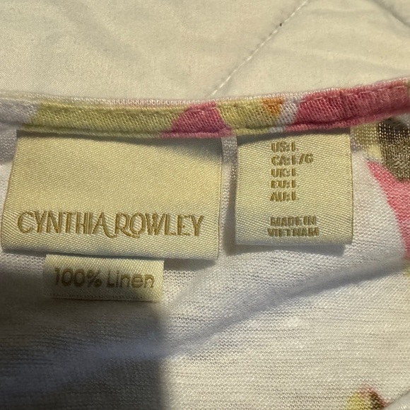 Cynthia Rowley Cream and Yellow Relaxed Graphic Blouse - Picture 2 of 3